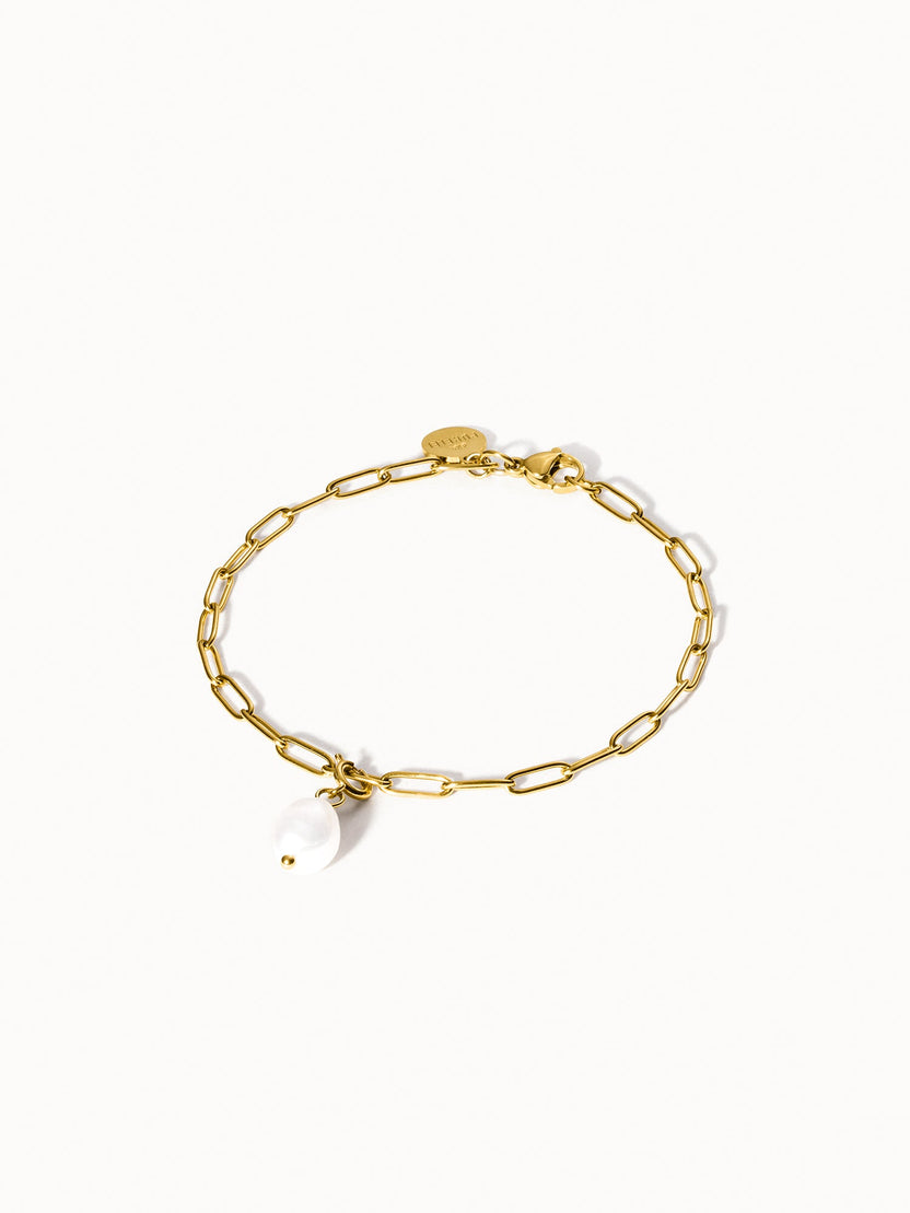 {"color":"Gold"}
