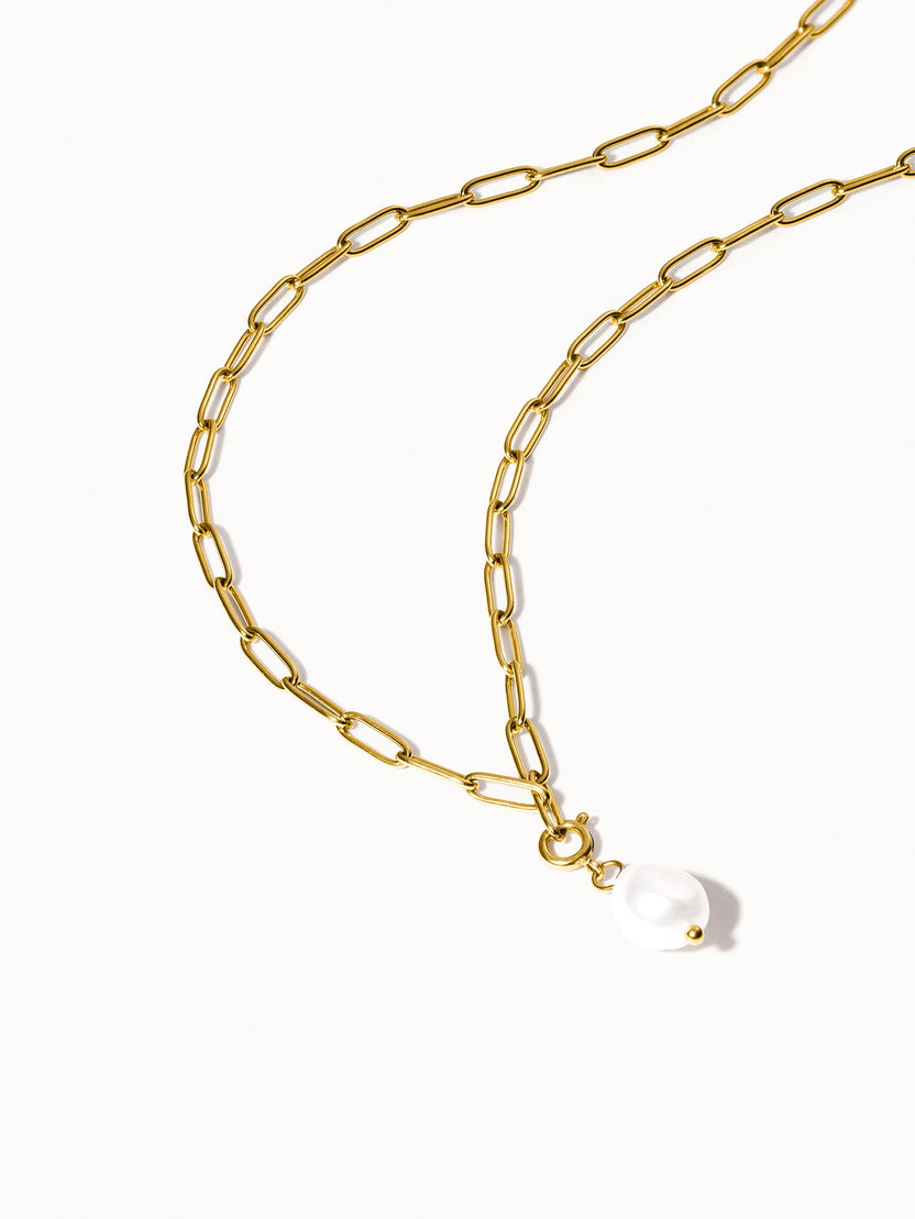 {"color":"Gold"}