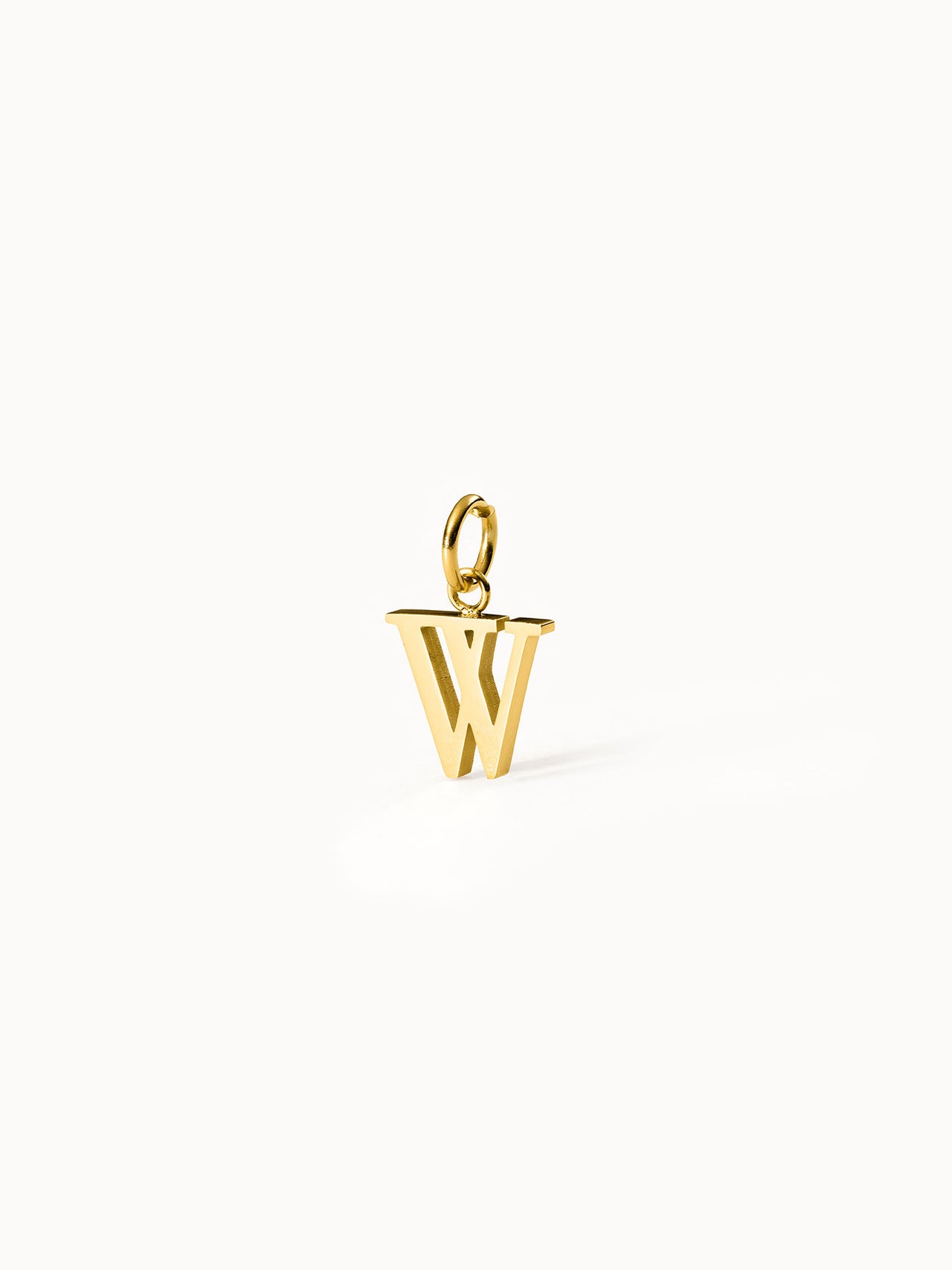 Purelei Pure W Charm goldener Edelstahl Buchstabenanhänger, klar, elegant und feminin in minimalistischem Design.