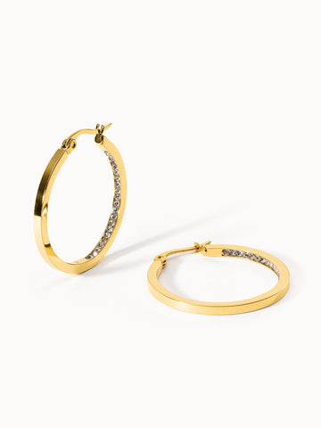 Goldene Creolen mit funkelnden Details von PURELEI, elegant und modern.