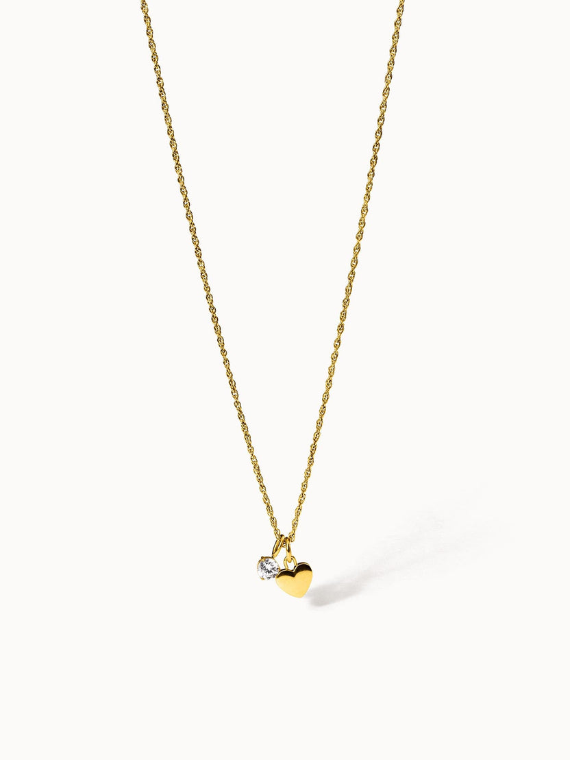 Brave Kette von PURELEI, zarte goldene Edelstahlkette mit Herz- und Zirkonia-Anhänger, elegant und feminin.