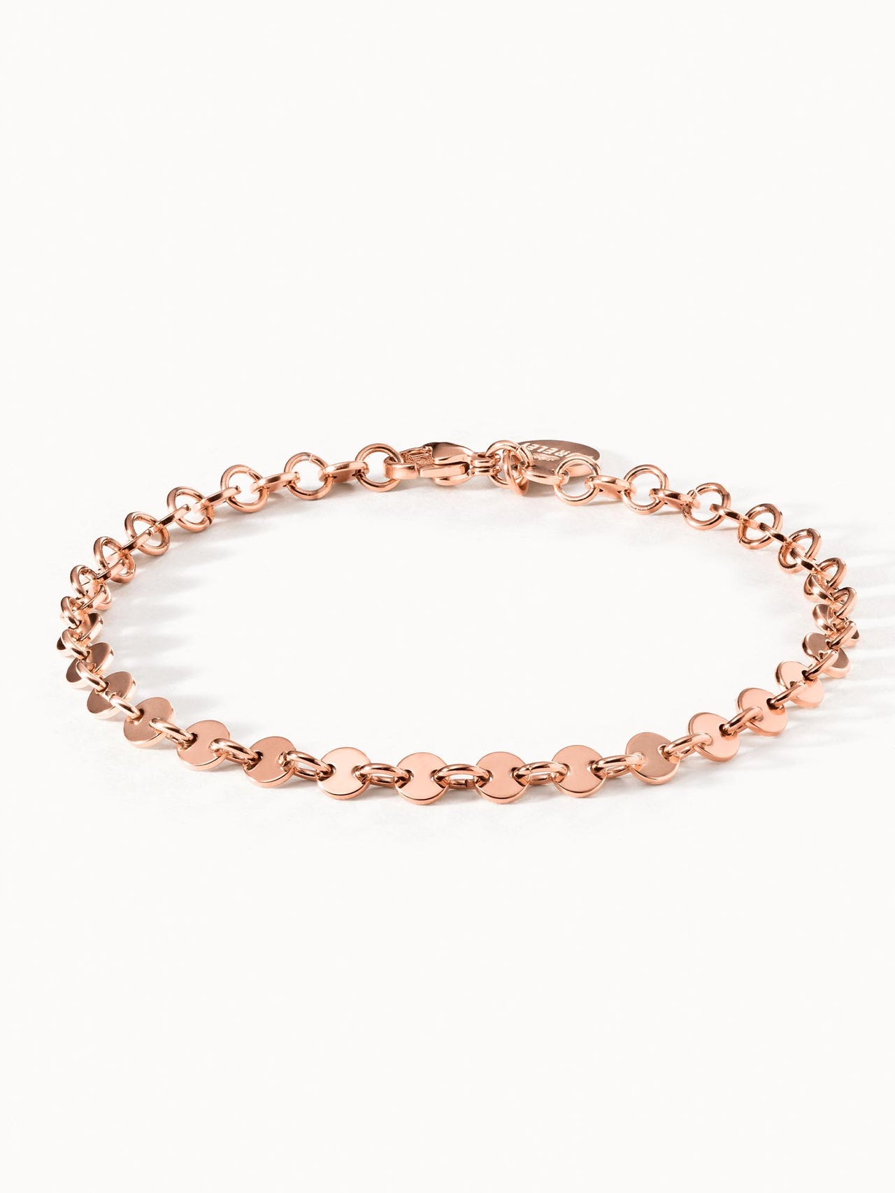 Roségoldenes Armband mit runden Elementen, elegant und feminin, von PURELEI.