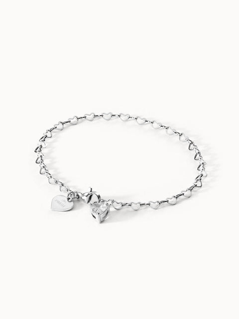 Silbernes Armband mit Herz-Design und funkelndem Anhänger von PURELEI.