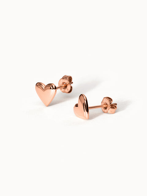 Roségoldene Herz-Ohrringe von PURELEI, elegant und verspielt.