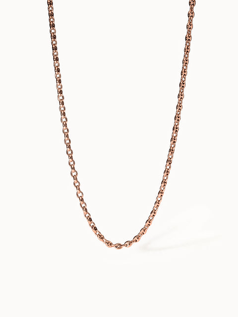Roségoldene Kette mit ovalen Gliedern, elegant und zeitlos, von PURELEI.
