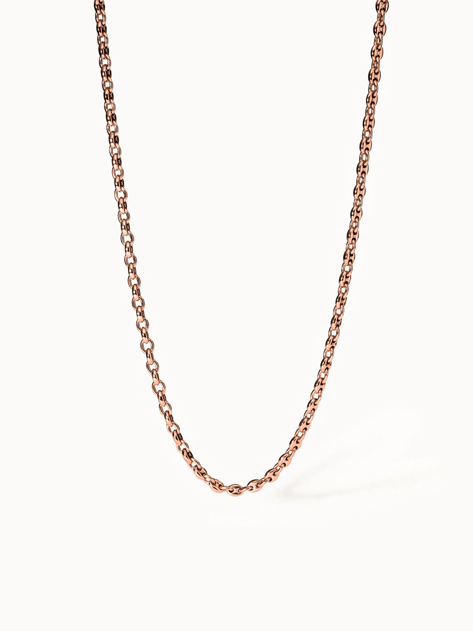 Roségoldene Kette mit ovalen Gliedern, elegant und zeitlos, von PURELEI.