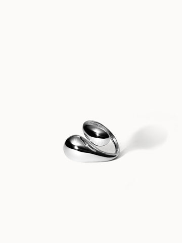 {"color":"Silver", "type":"lead_image"}