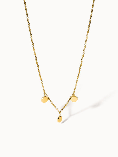 Ewige Purelei-Kette mit drei gravierbaren goldenen Anhängern, hochwertig, elegant, feminin und island-inspiriert.