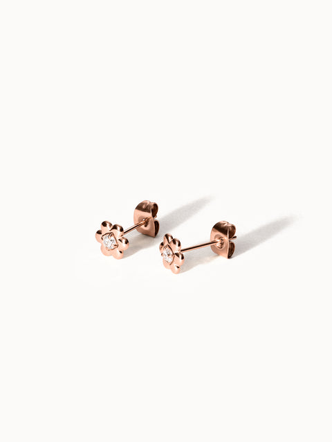 Blooming Ohrringe in Roségold mit funkelndem Stein, zart und elegant inszeniert, PURELEI Schmuck.