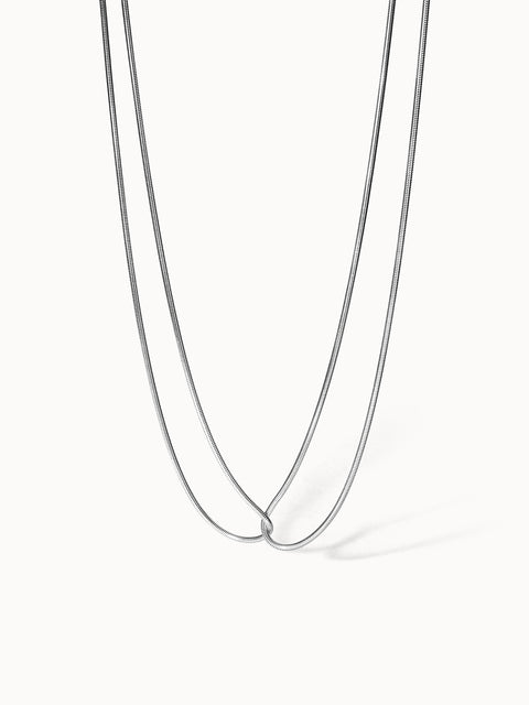 Kindness Kette von PURELEI, filigrane silberne Halskette mit feinem Verschluss, clean & elegant, nickelfrei.