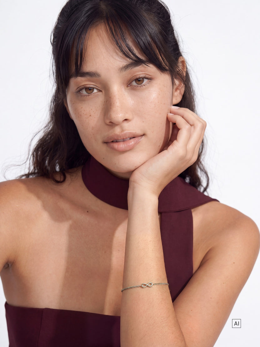 Tiny Infinity Armband