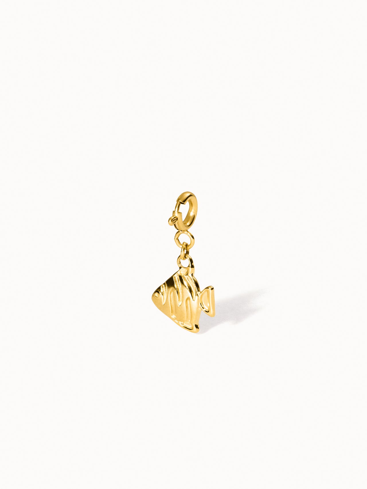 {