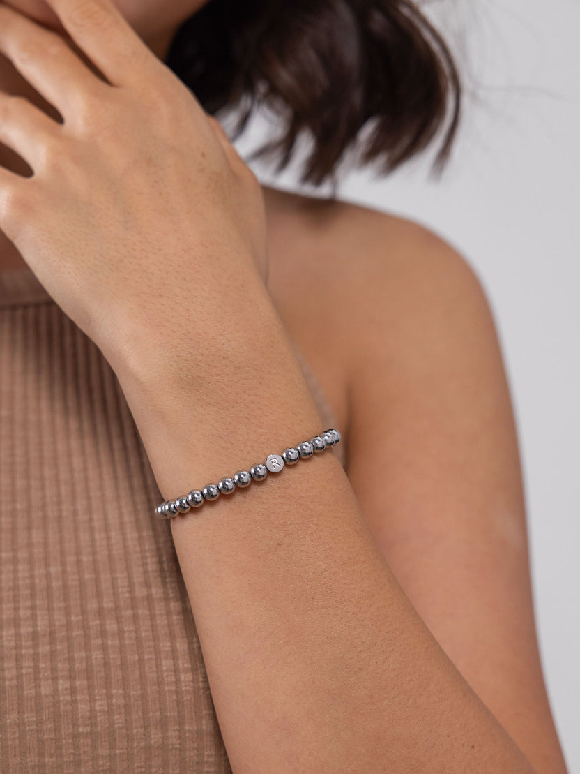 Letter R Armband