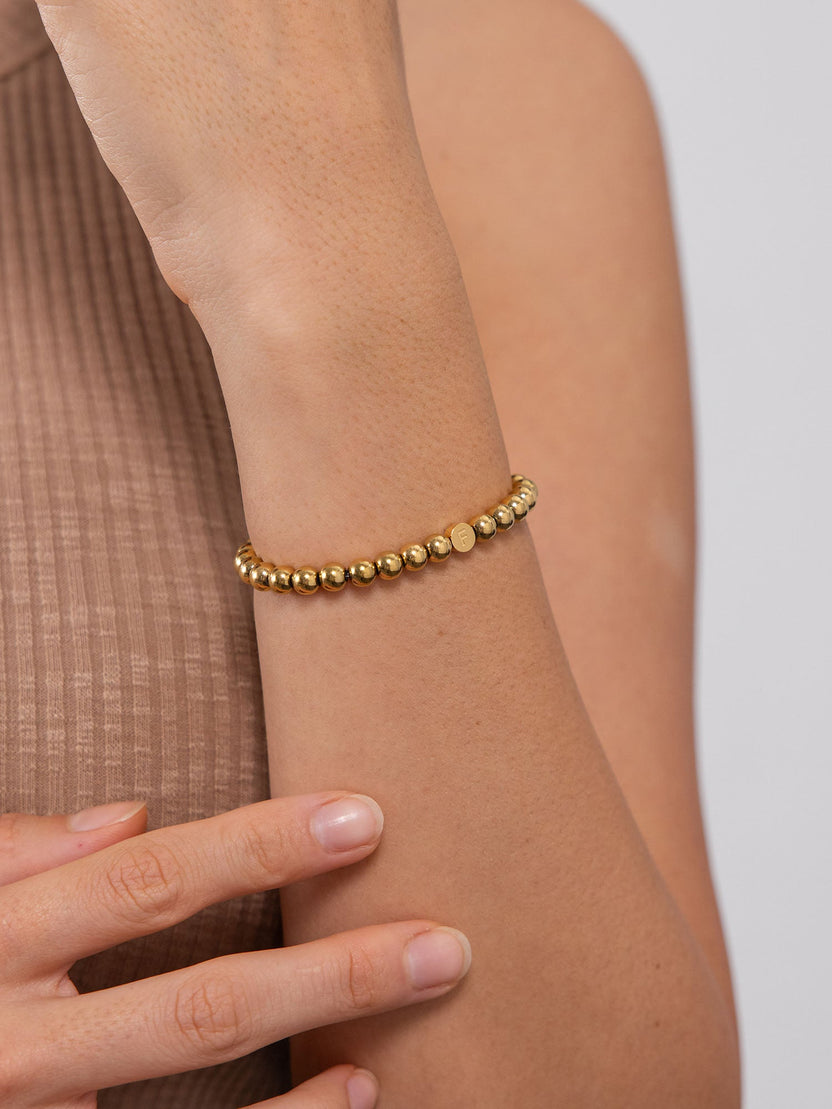 Letter F Armband