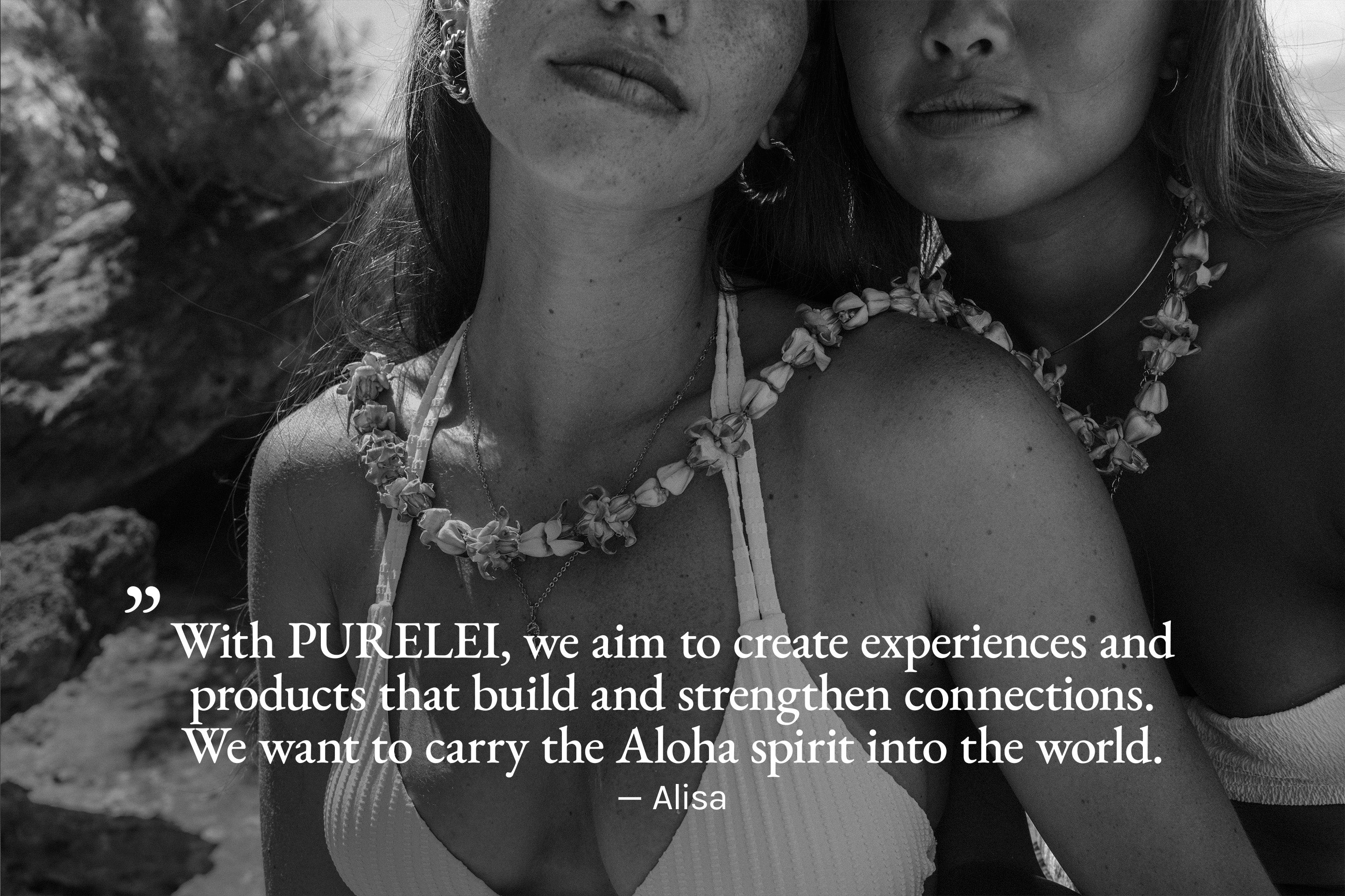 Zarte Muschelketten von PURELEI, inspiriert von Aloha, umgeben von natürlicher Schönheit.