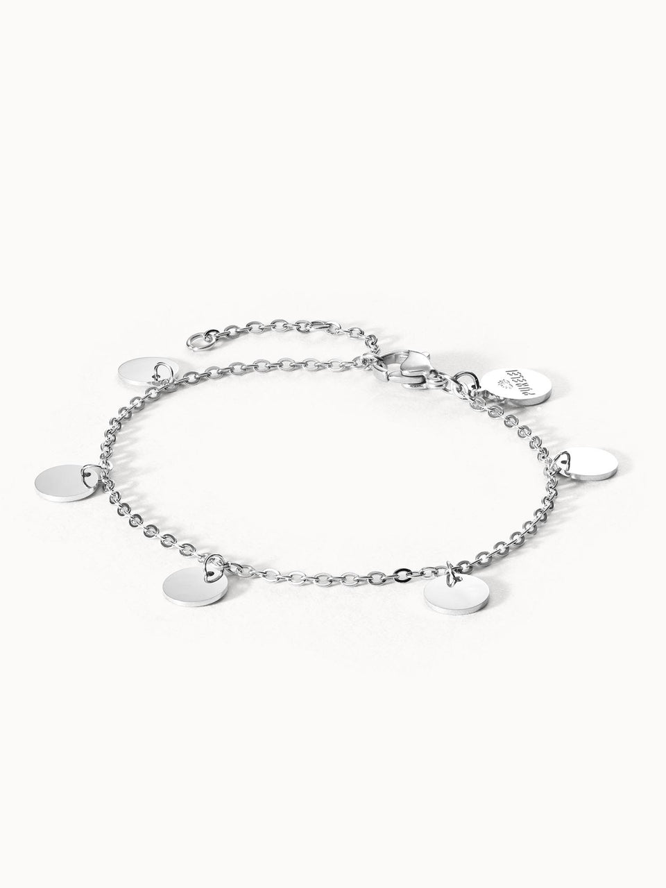 PURELEI Kalea Fusskettchen aus nickelfreiem Silber mit fünf runden Anhängern, elegant und zeitlos.