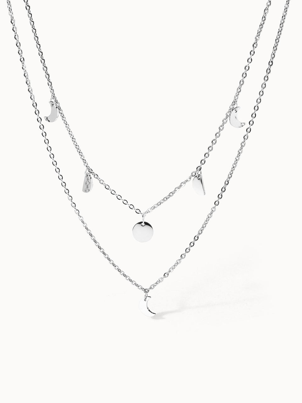 Zweiteilige Luna Kette aus nickelfreiem Silber mit filigranen Mondanhängern, elegant und feminine PURELEI.