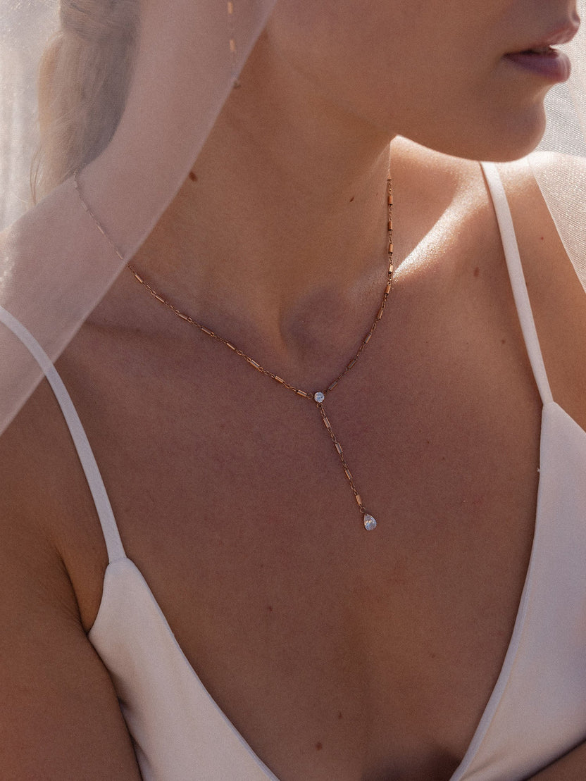 {"color":"Rosegold"}