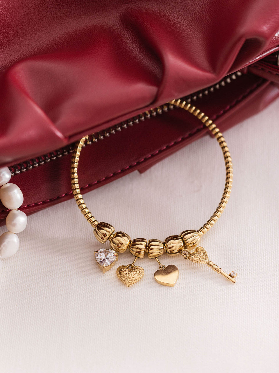 Lei Vintage Heart Charm