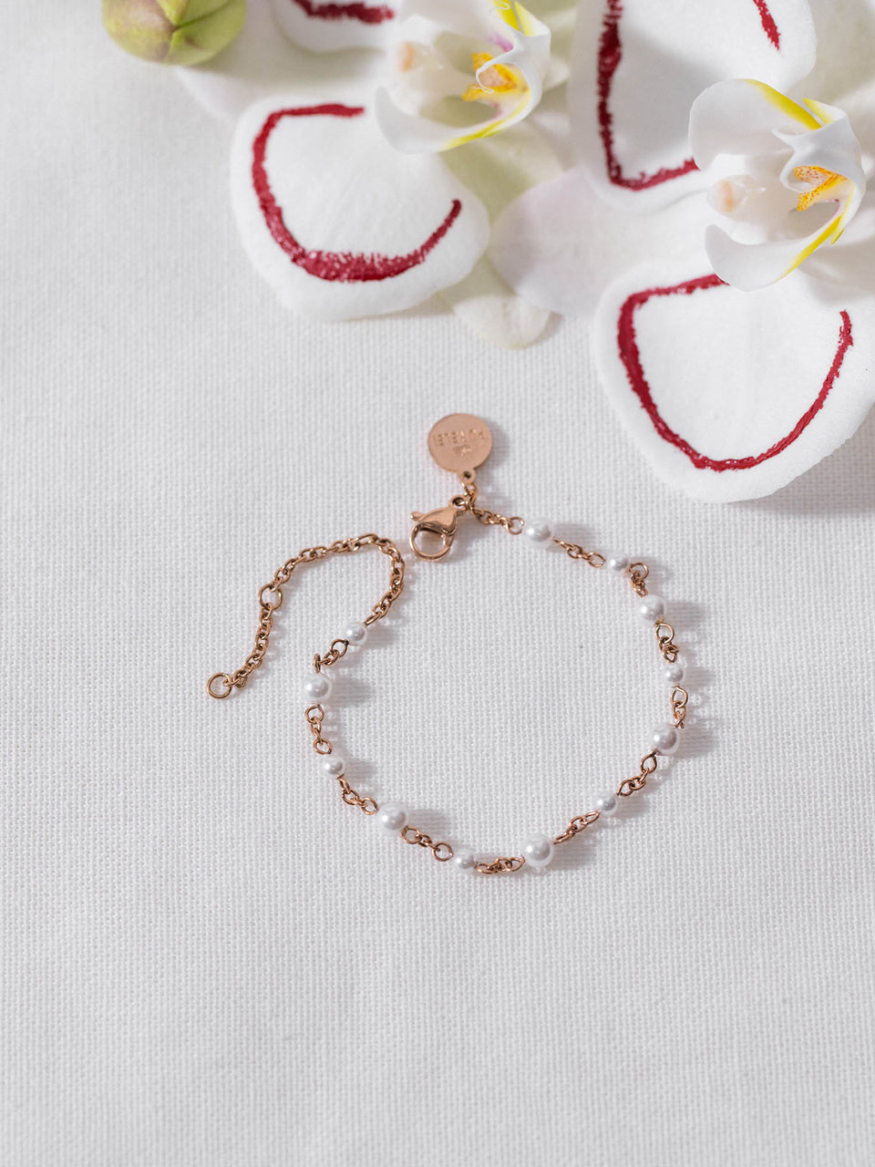 Adore Pearl Armband