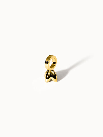 {"color":"Gold", "type":"lead_image"}