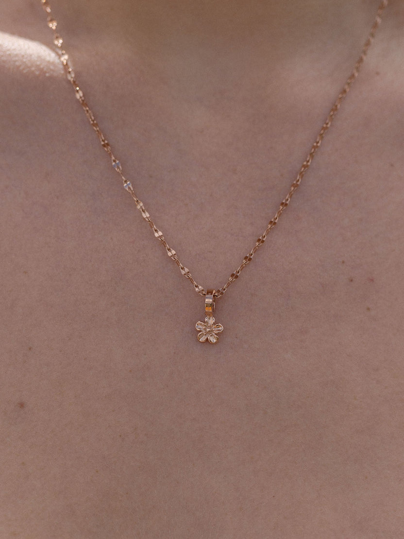 {"color":"Rosegold"}