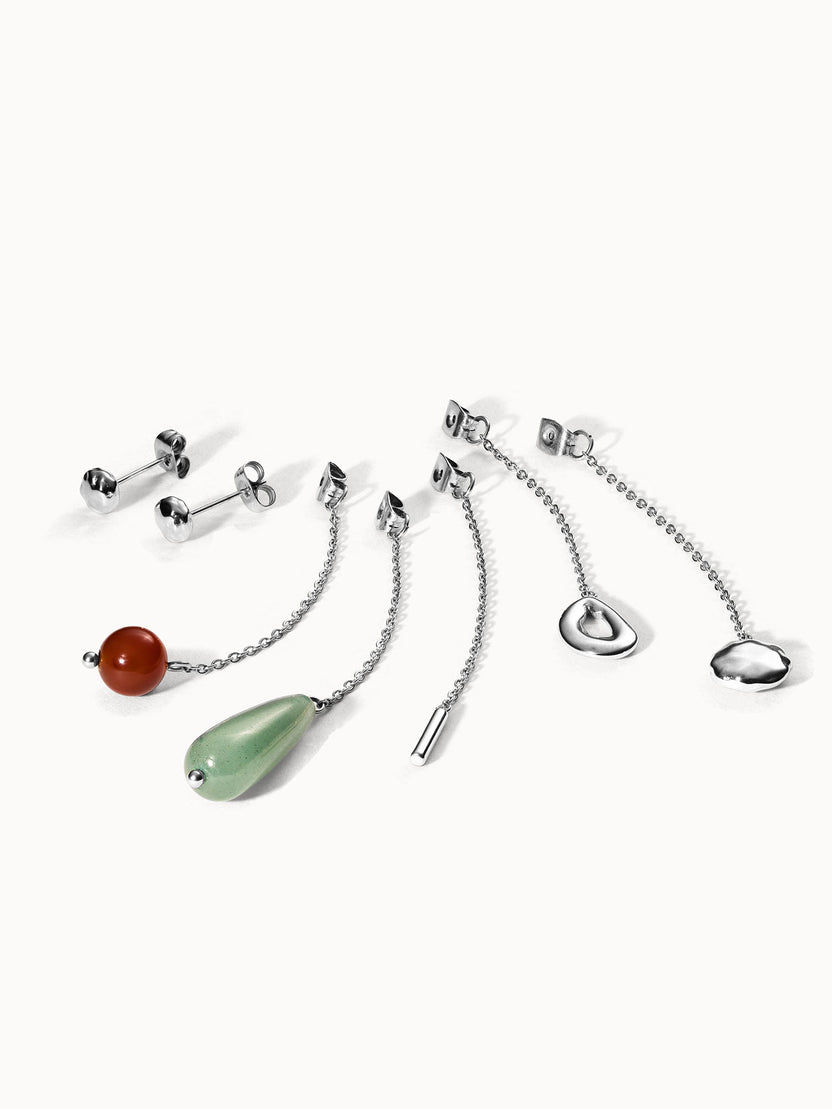 {"color":"Silver"}