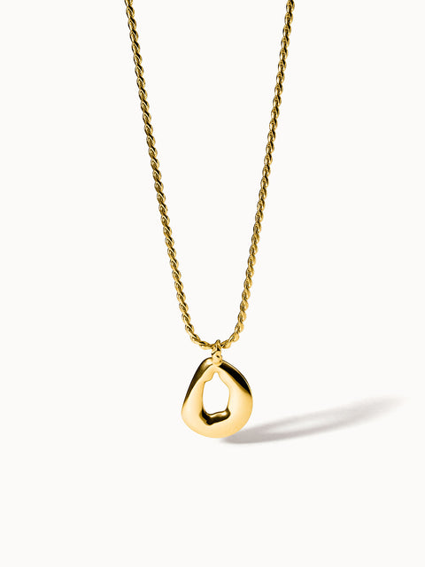 {"color":"Gold", "type":"lead_image"}