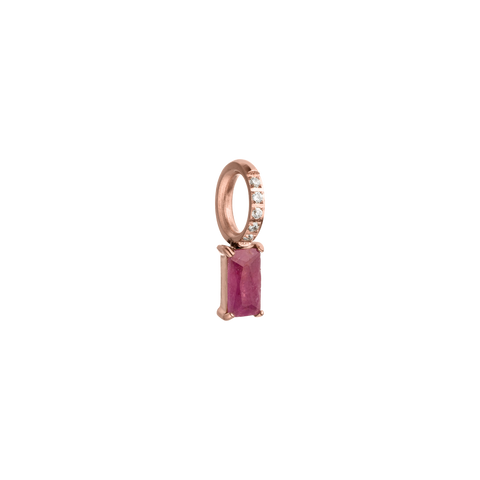 Roségoldener Anhänger mit pinkem Stein und funkelnden Zirkonia von PURELEI.