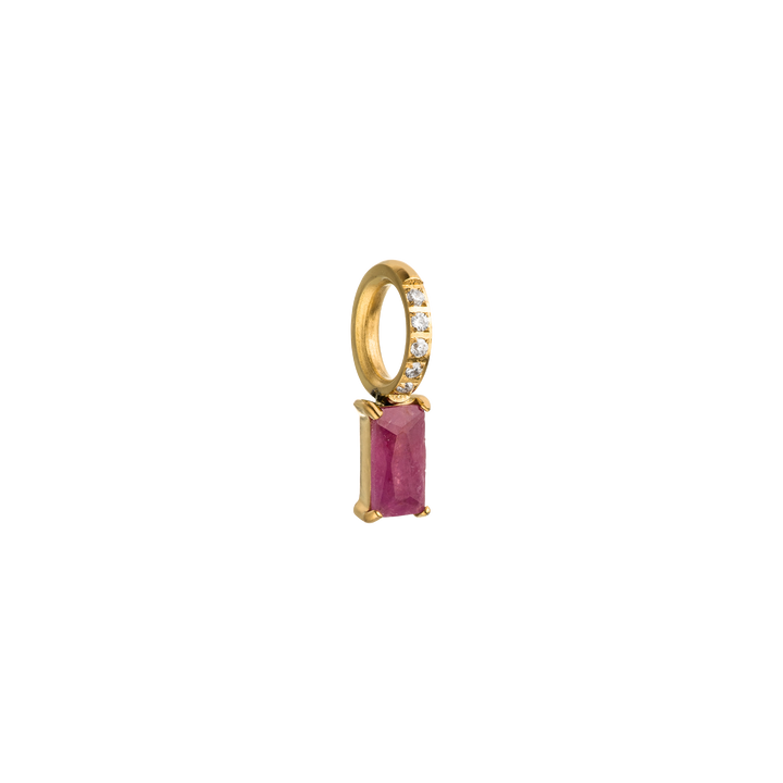 Goldener Ohrring mit pinkem Edelstein und funkelnden Zirkonia von PURELEI.