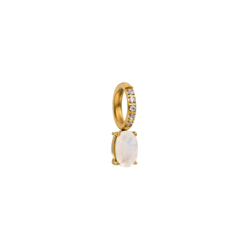 Goldener Anhänger mit Mondstein und funkelnden Zirkonia von PURELEI, elegant und feminin.