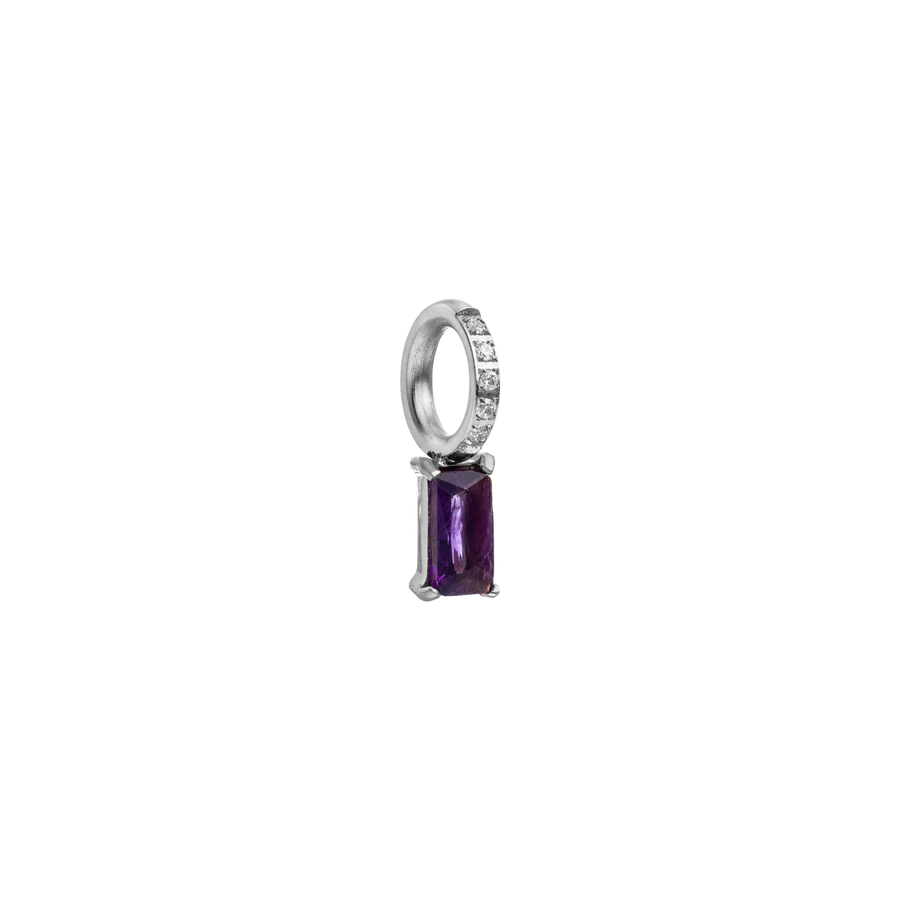 Silberner Ring mit lila Edelstein und funkelnden Zirkonia von PURELEI.