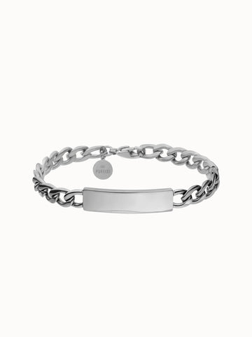 Silbernes Armband mit Kettendesign und gravierbarem Plättchen von PURELEI.