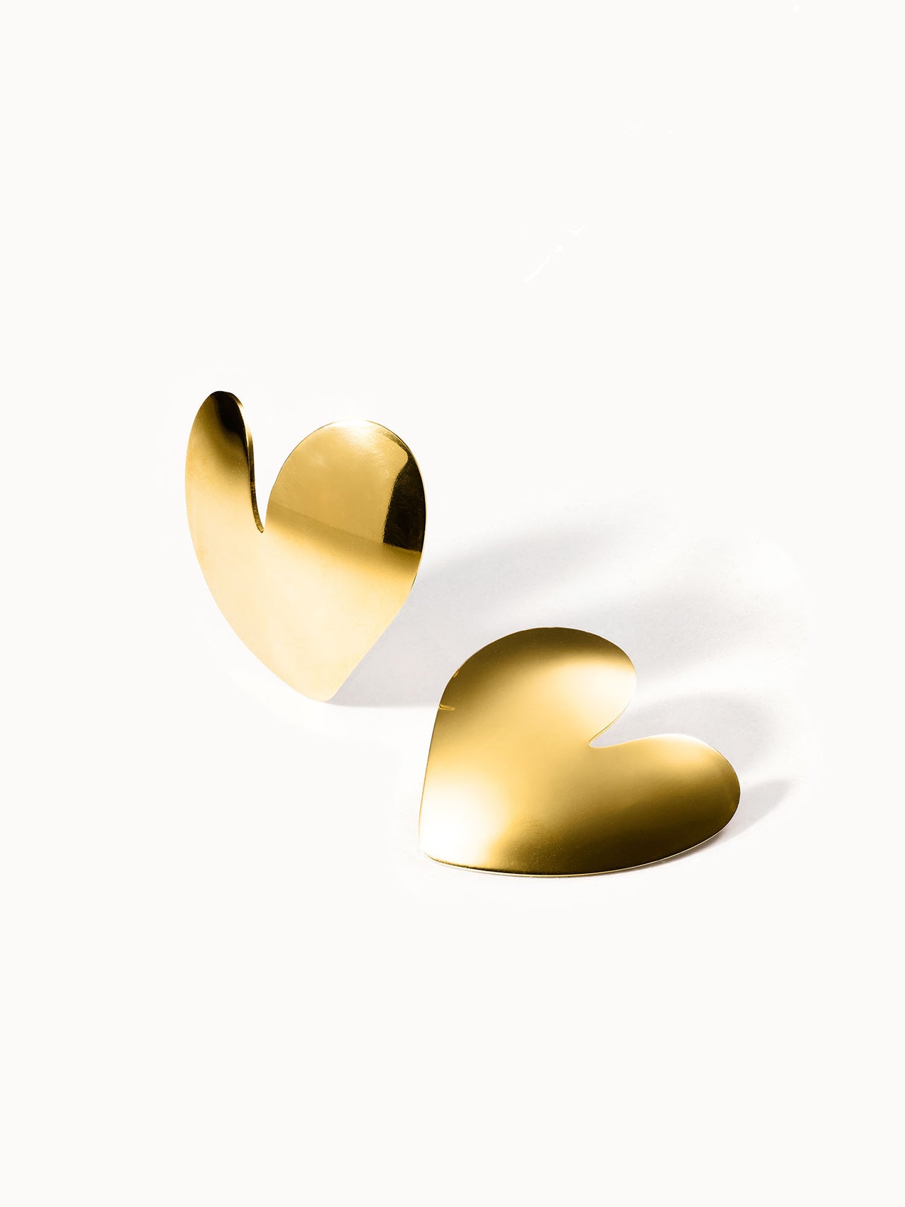 {
