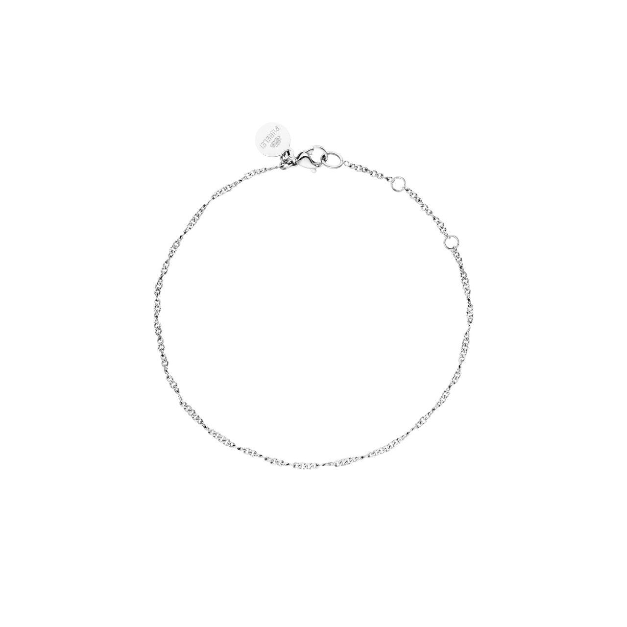 PURELEI Kaula Armband aus gedrehtem, nickelfreiem Silber in filigraner Eleganz, vor weißem Hintergrund.