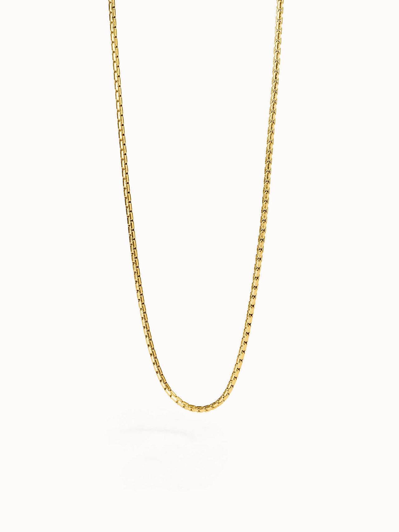 Goldene Kette von PURELEI mit feiner Gliederstruktur, elegant und zeitlos.