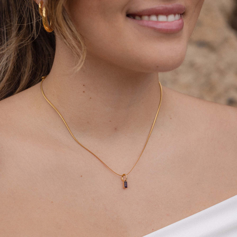 Roségoldene Kette mit Schloss-Anhänger, elegant und feminin, von PURELEI.