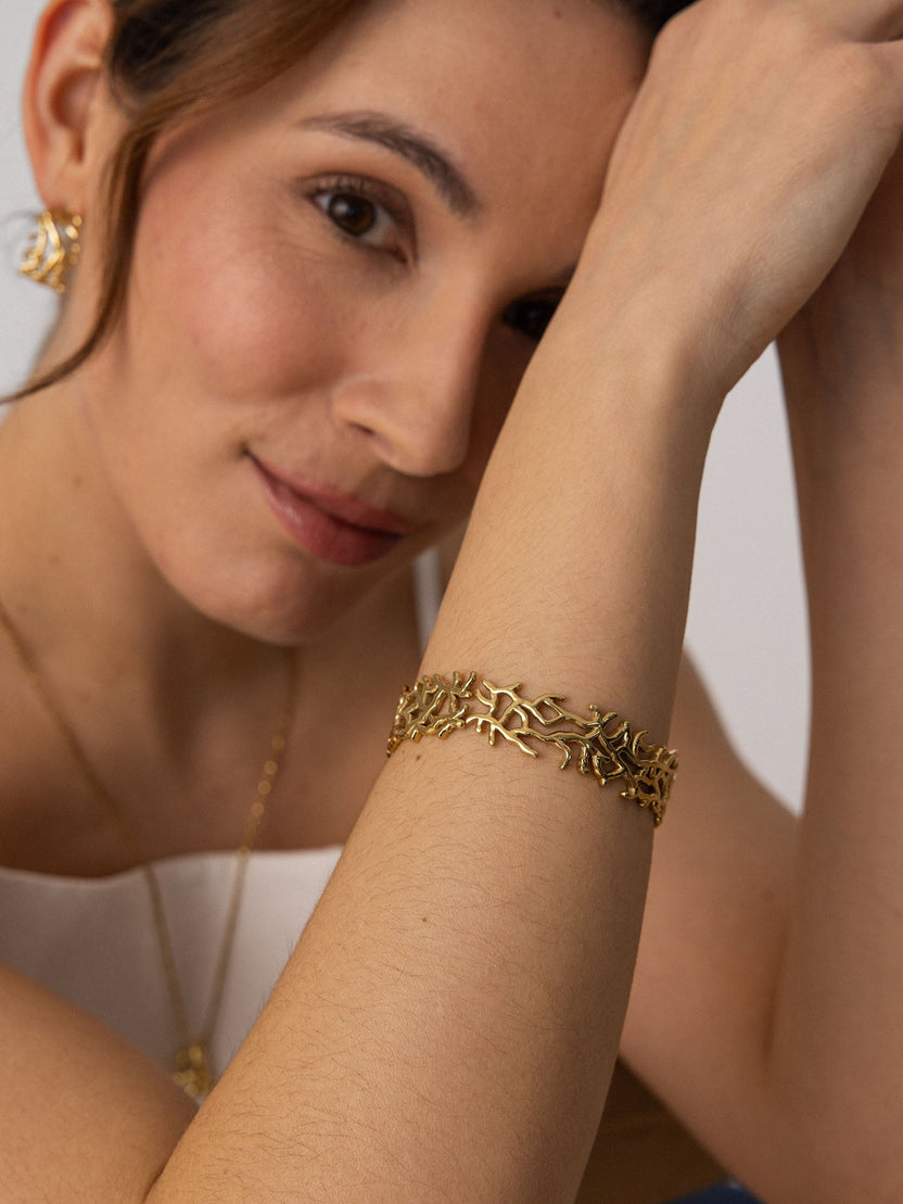 Jewelry Box Coral Armcuff
