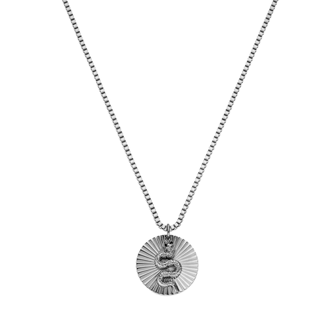 PURELEI Snake Coin Kette aus Silber mit detailreichem Schlangenanhänger, elegant und zeitlos gestaltet.
