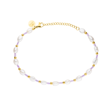 Nakala Fußkettchen von PURELEI mit Süßwasserperlen und pastellvioletten Glasperlen, goldfarben, elegant und feminin.